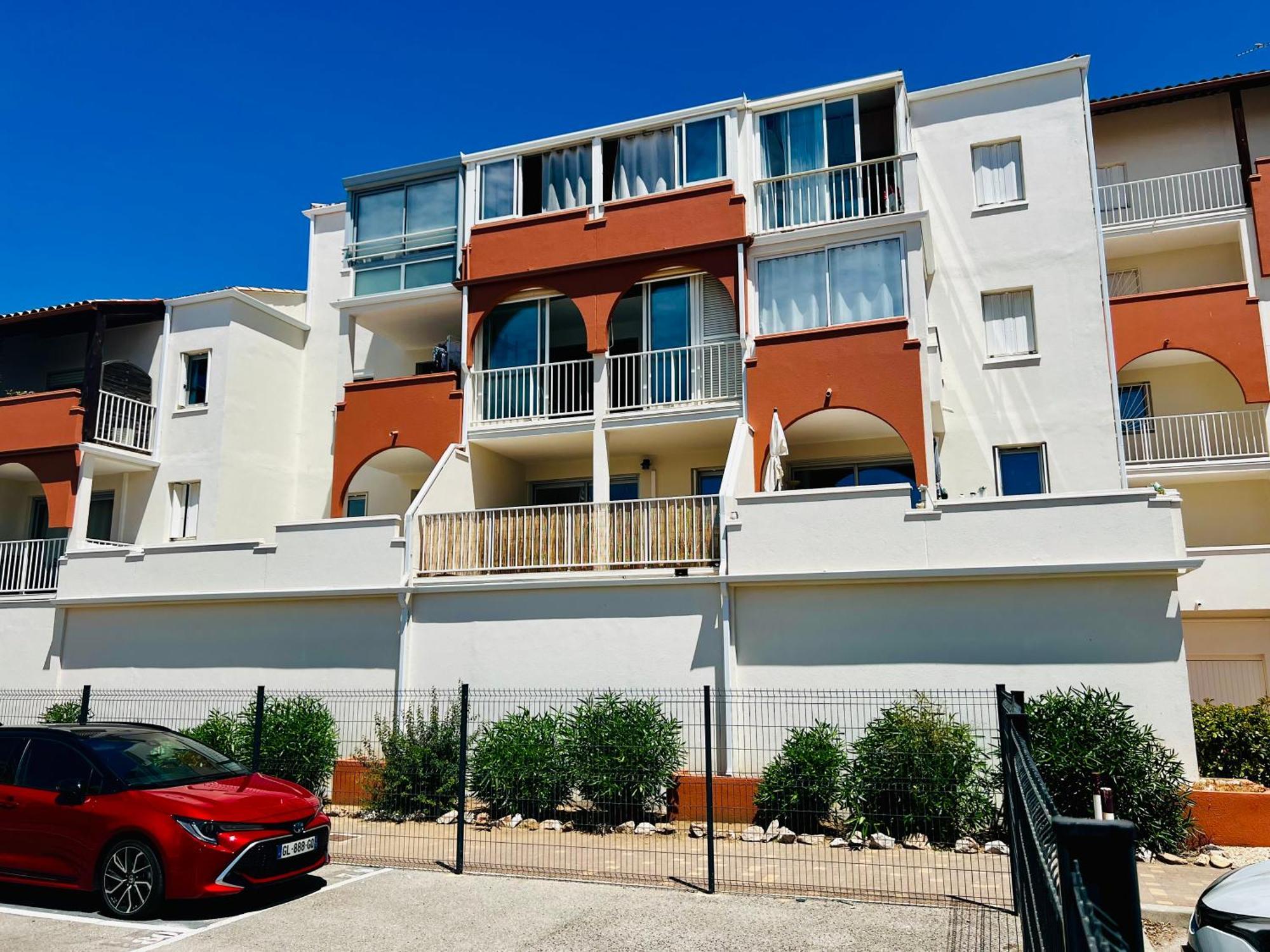 Appartement En Bord De Mer Сет Экстерьер фото